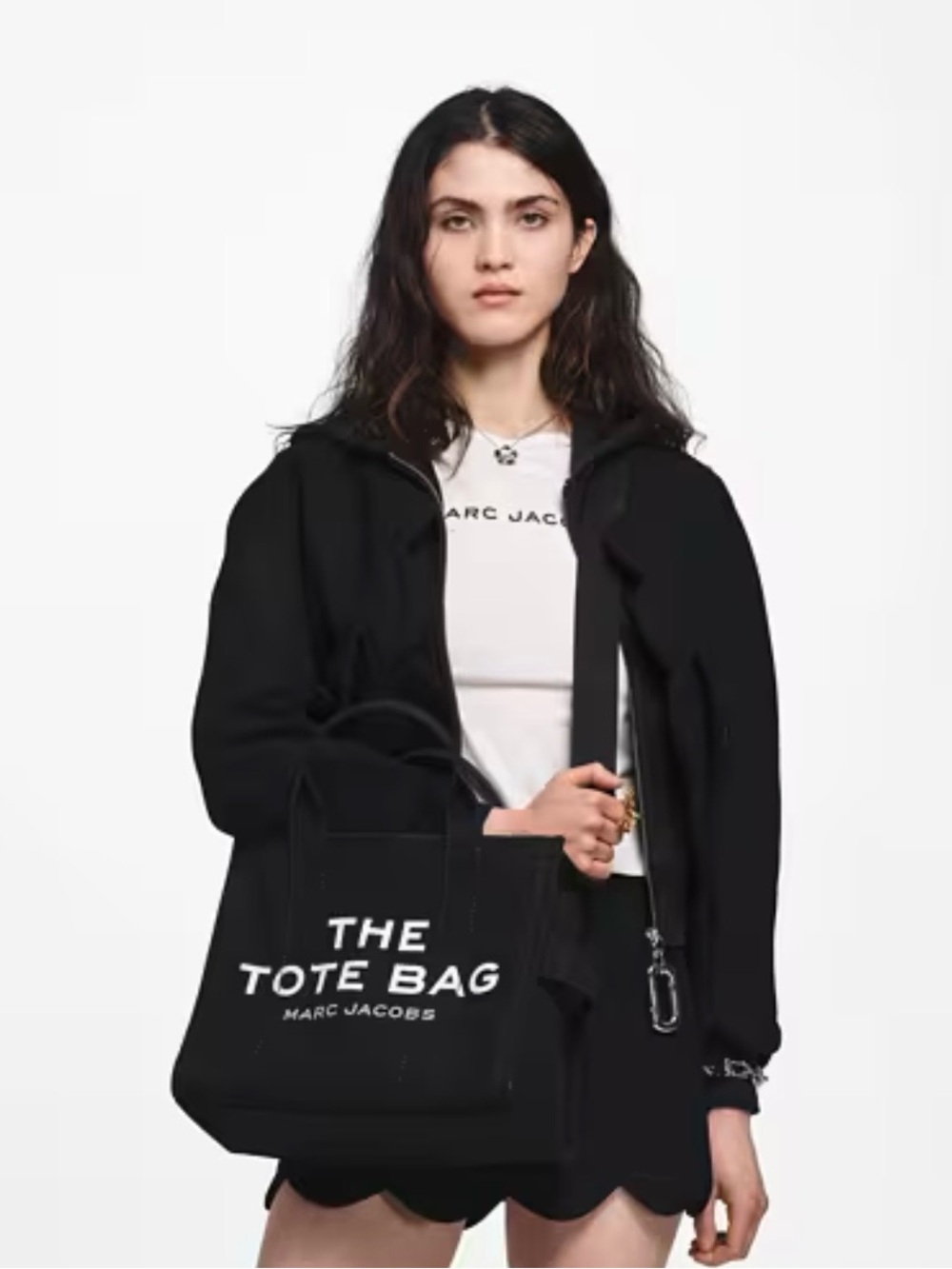 Marc Jacobs Black 'The Tote Bag' Messenger Tote Medium with Extra Logo Strap - Picture 3 of 16
